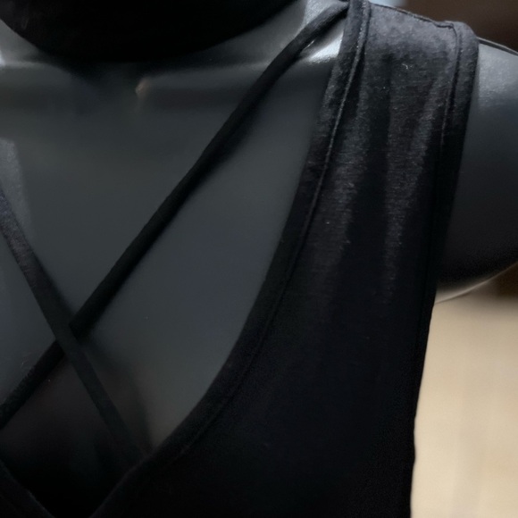 Nine Britton - Picture 3 of 6